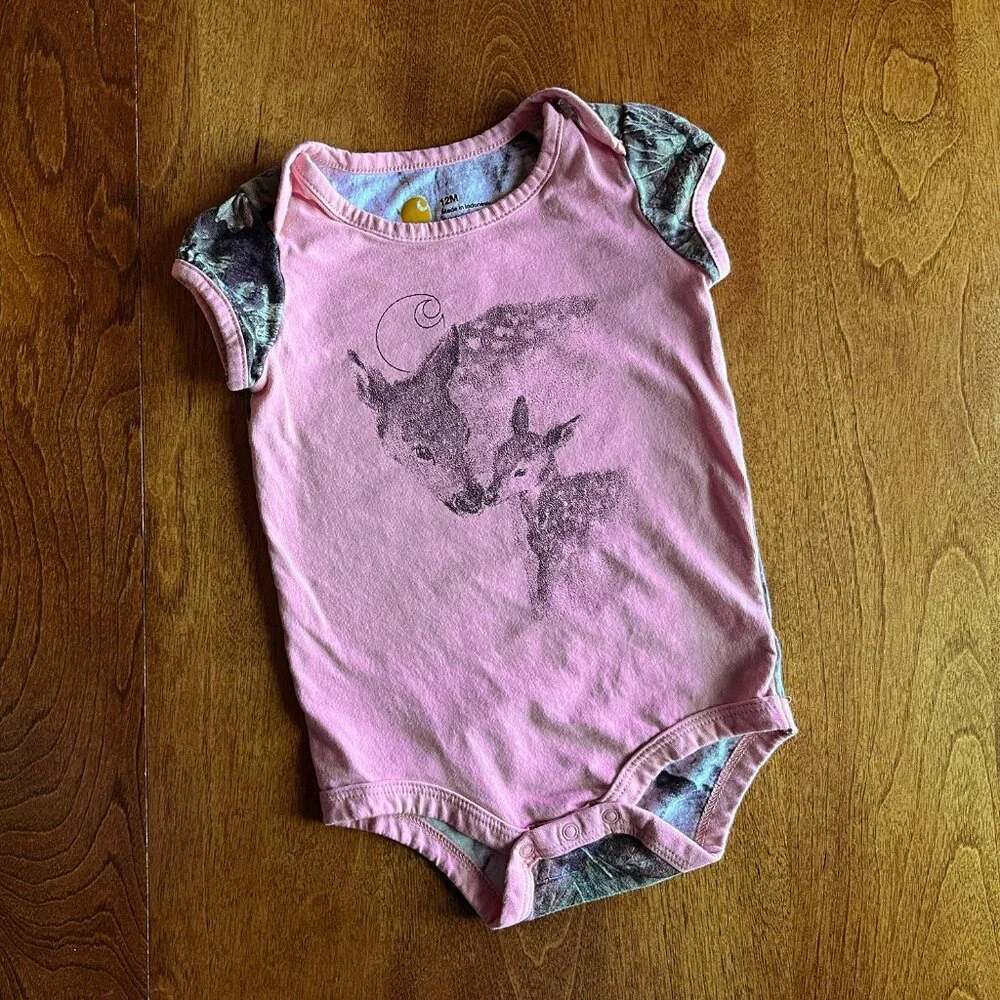 Carhartt fawn and doe camo onesie 12m